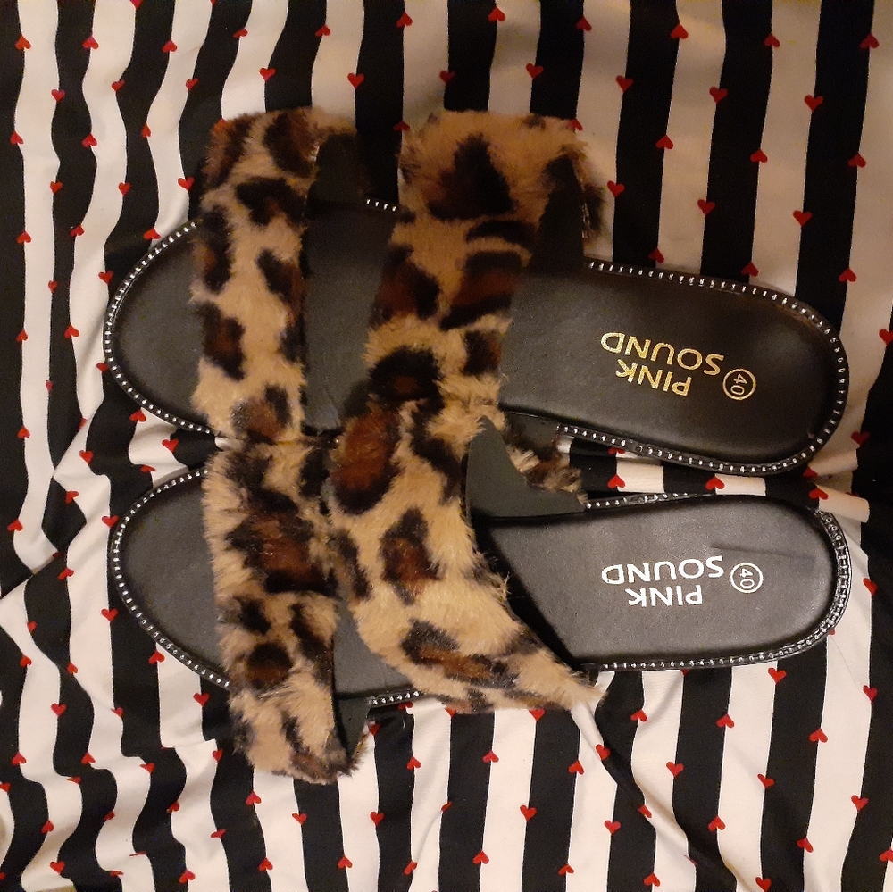 Fuzzy slides